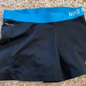 Nike pros women’s shorts !!